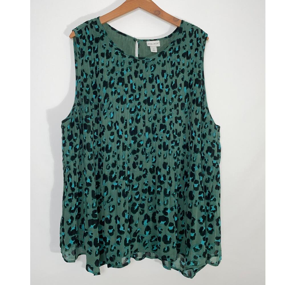 Ava & Viv Animal Print Top - Size 3X - SharkBite Hem & Fully‎ Lined